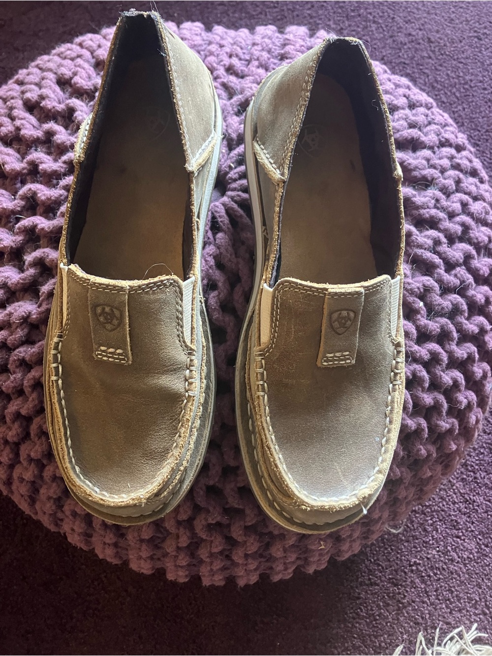 Ariat size 7.5